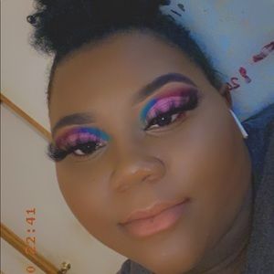 Meet your Posher, Ricayla